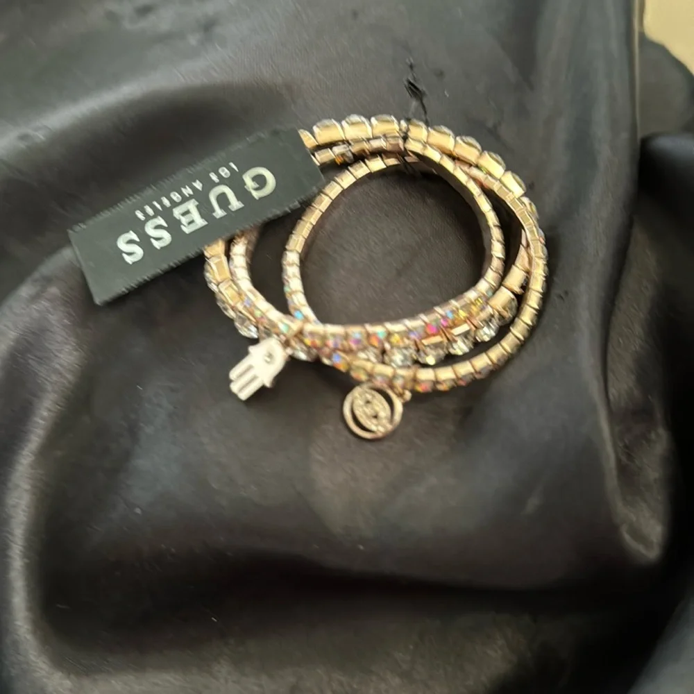 Guess Trio Rose Gold Tone Bling Stretch Bracelets w/a Hamsa & a Evil Eye Charms - Picture 1 of 6